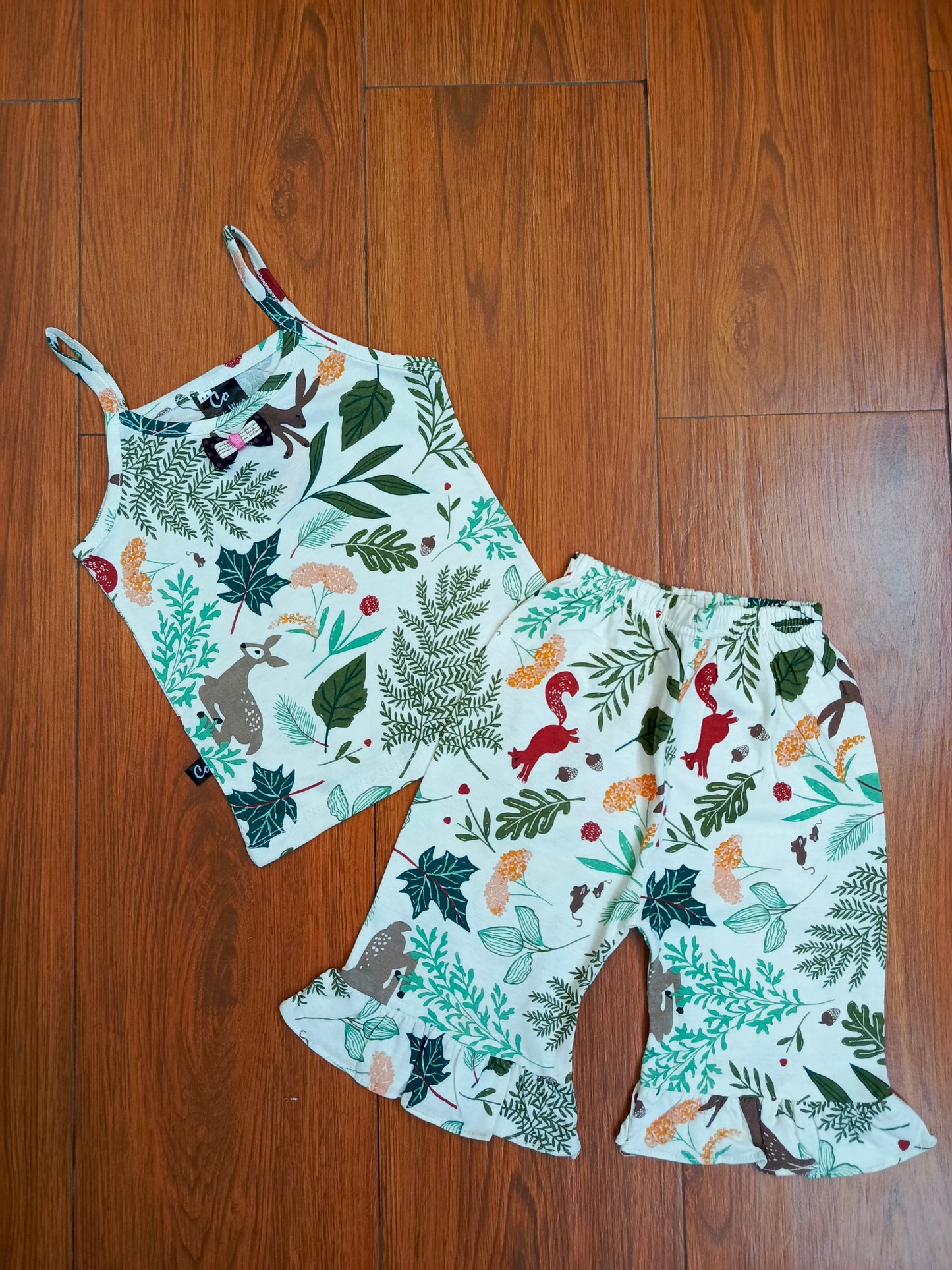 Jungle print baby tanktop capri suit
