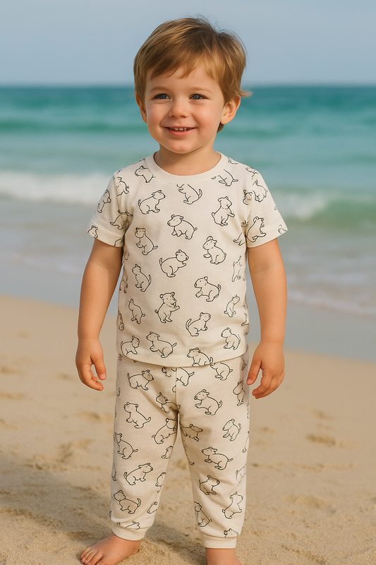 White cat summer suit