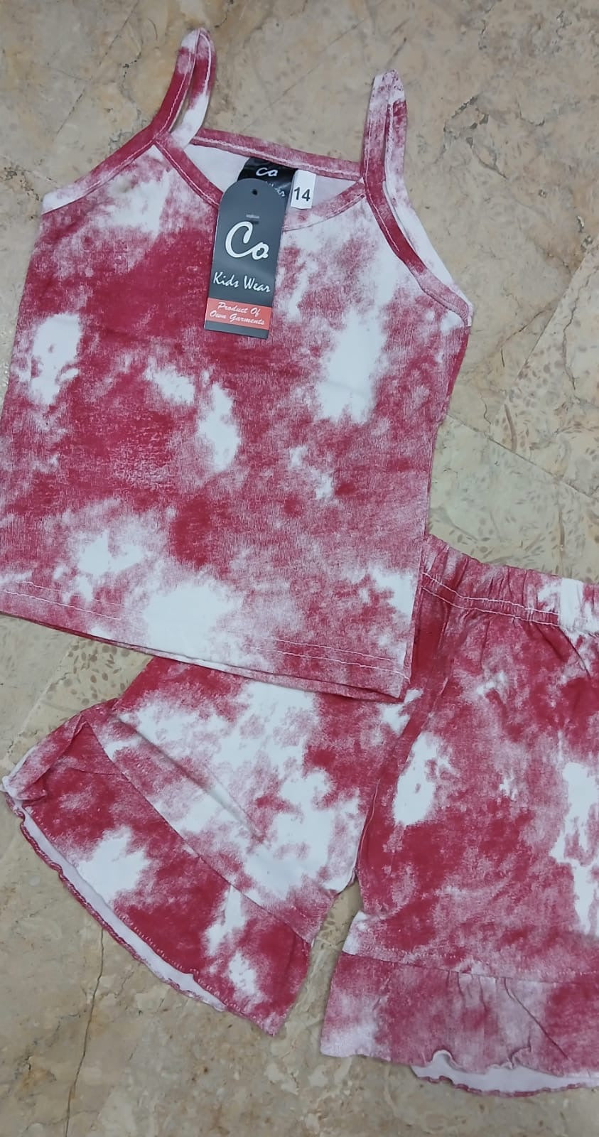 Pink tye & dye tanktop swt