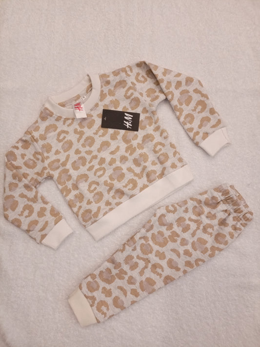 Skin cheeta tracksuit