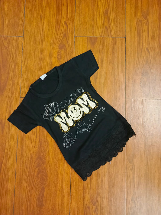 Mom queen baby tshirt black