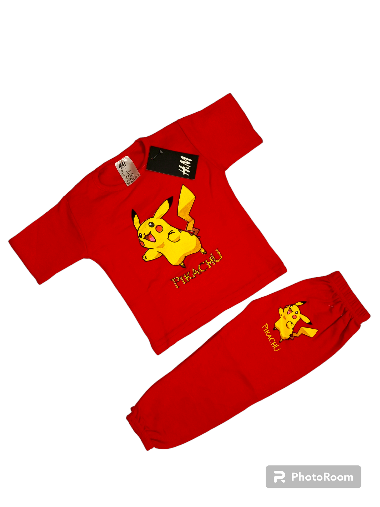 Red pokemon half sleeves suit