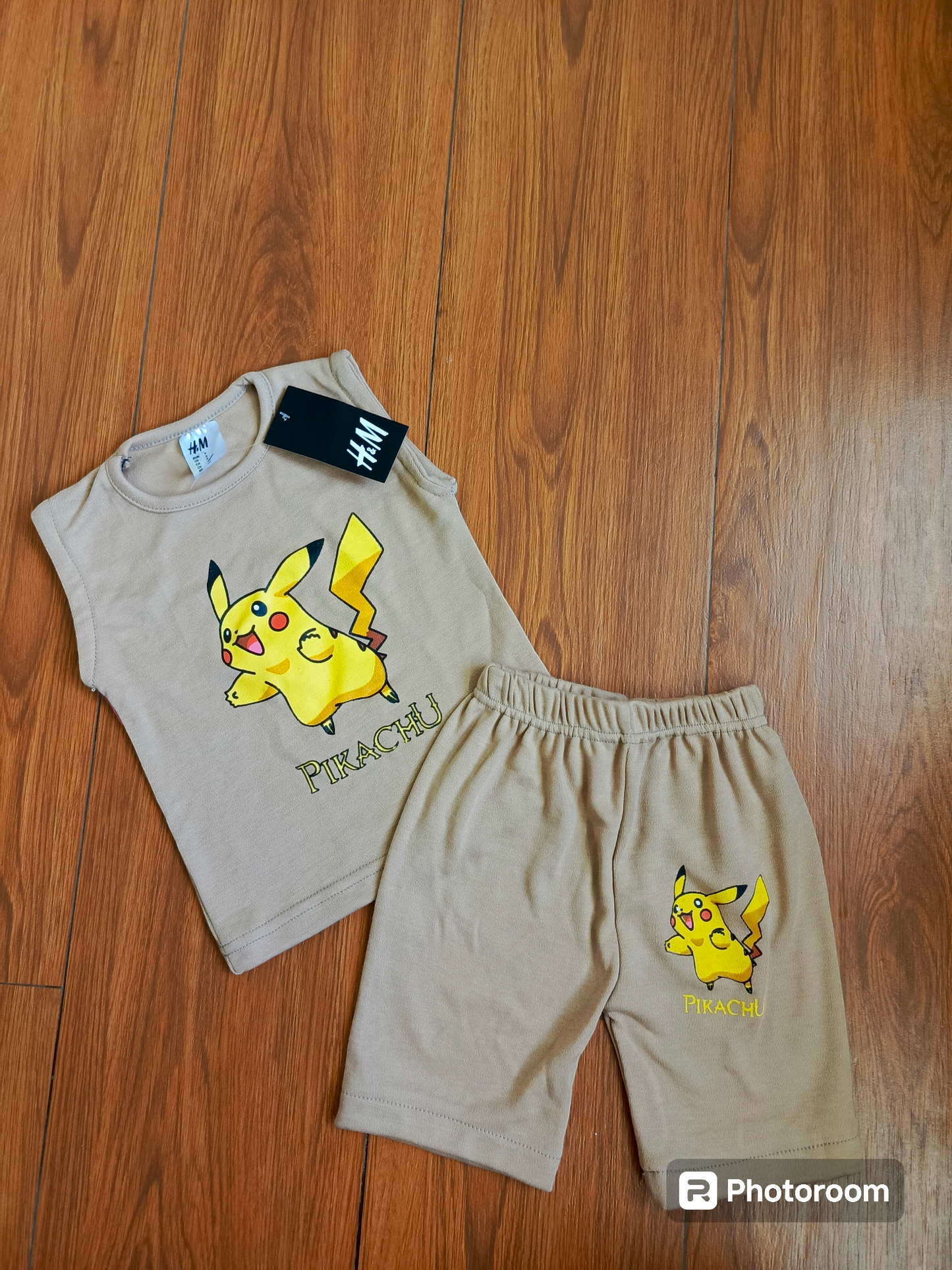 Brown pokemon sando suit