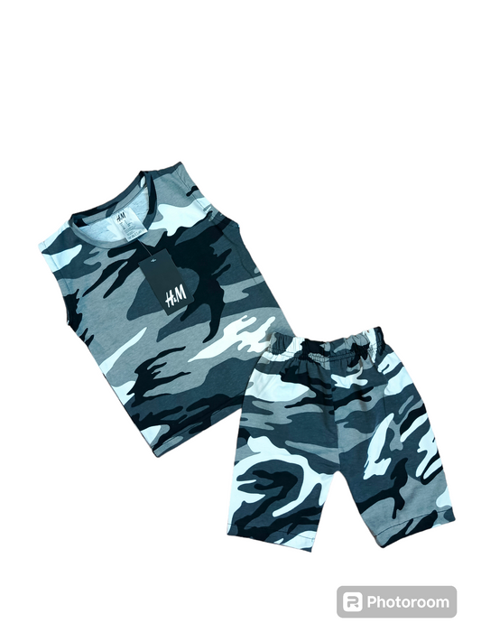 Grey camo sando suit