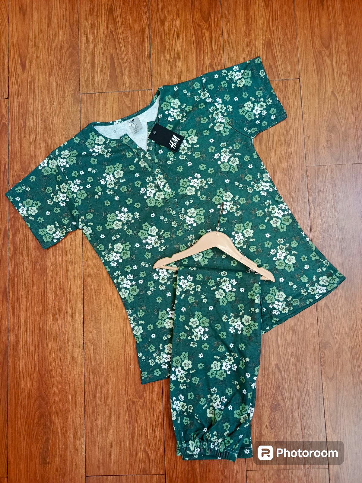 Green floral ladies suit