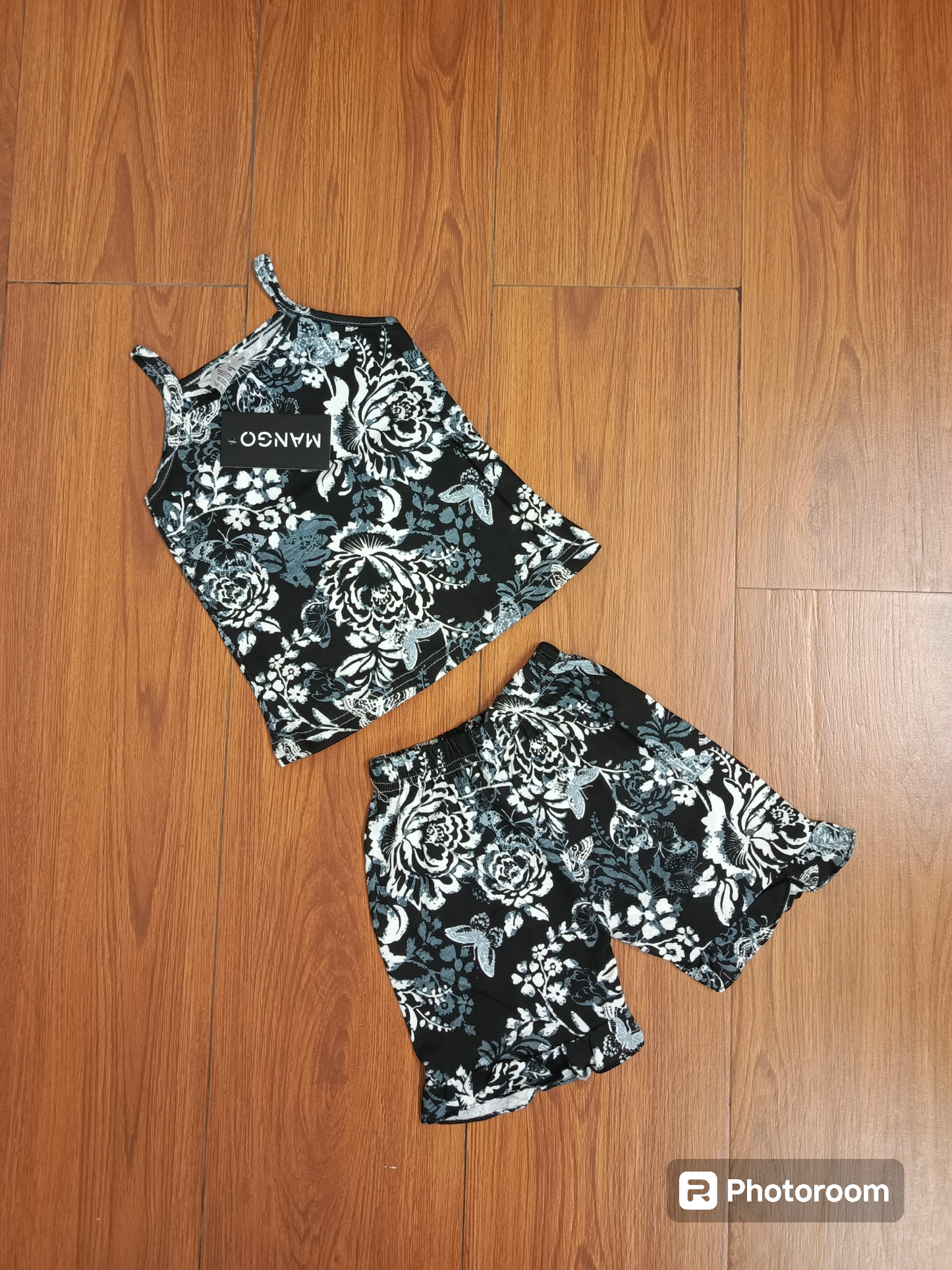 Black white floral tanktop set