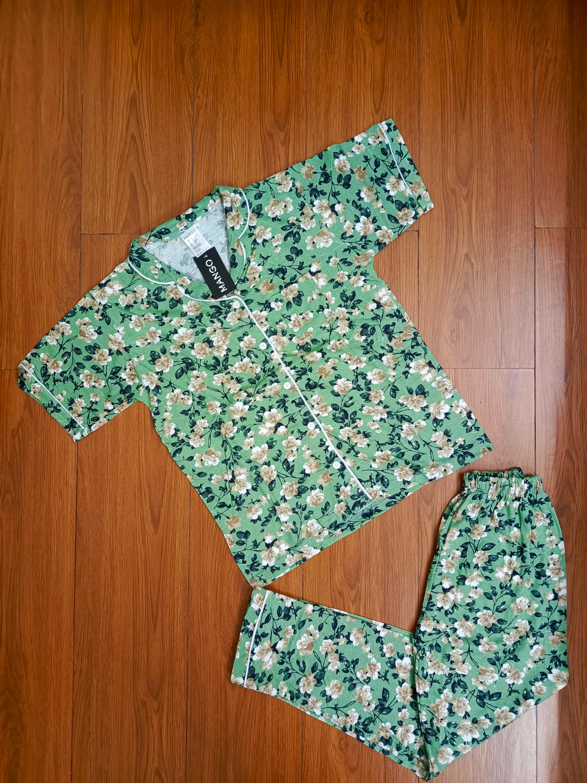 Green floral ladies pj's