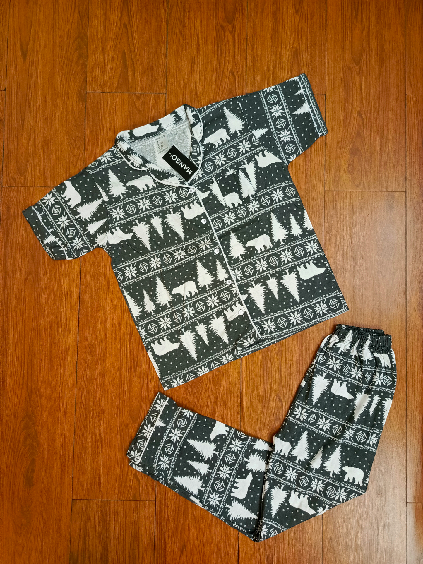 Ladies wonderland pj's half sleeves