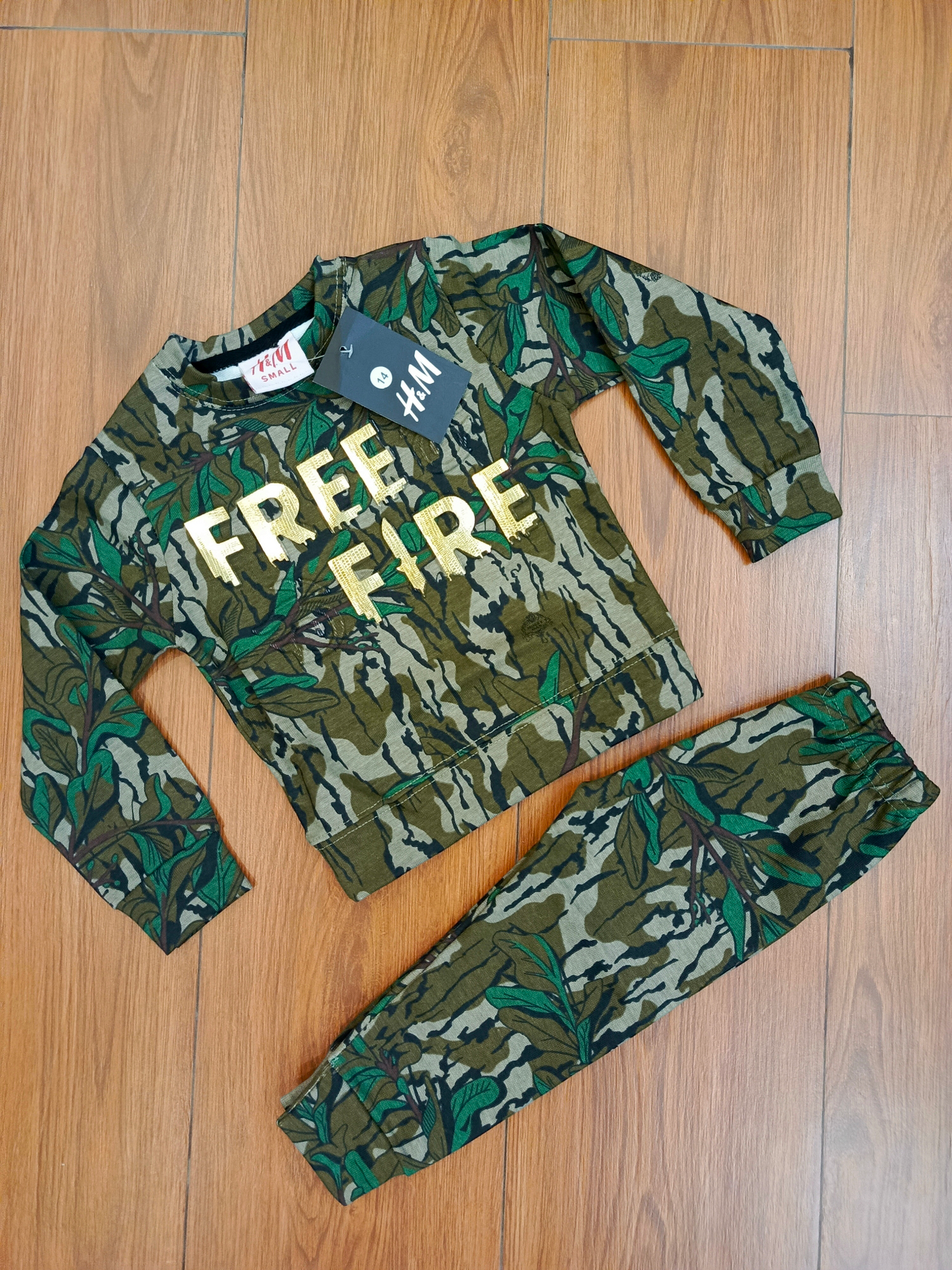 Free fire green camo kids tracksuit