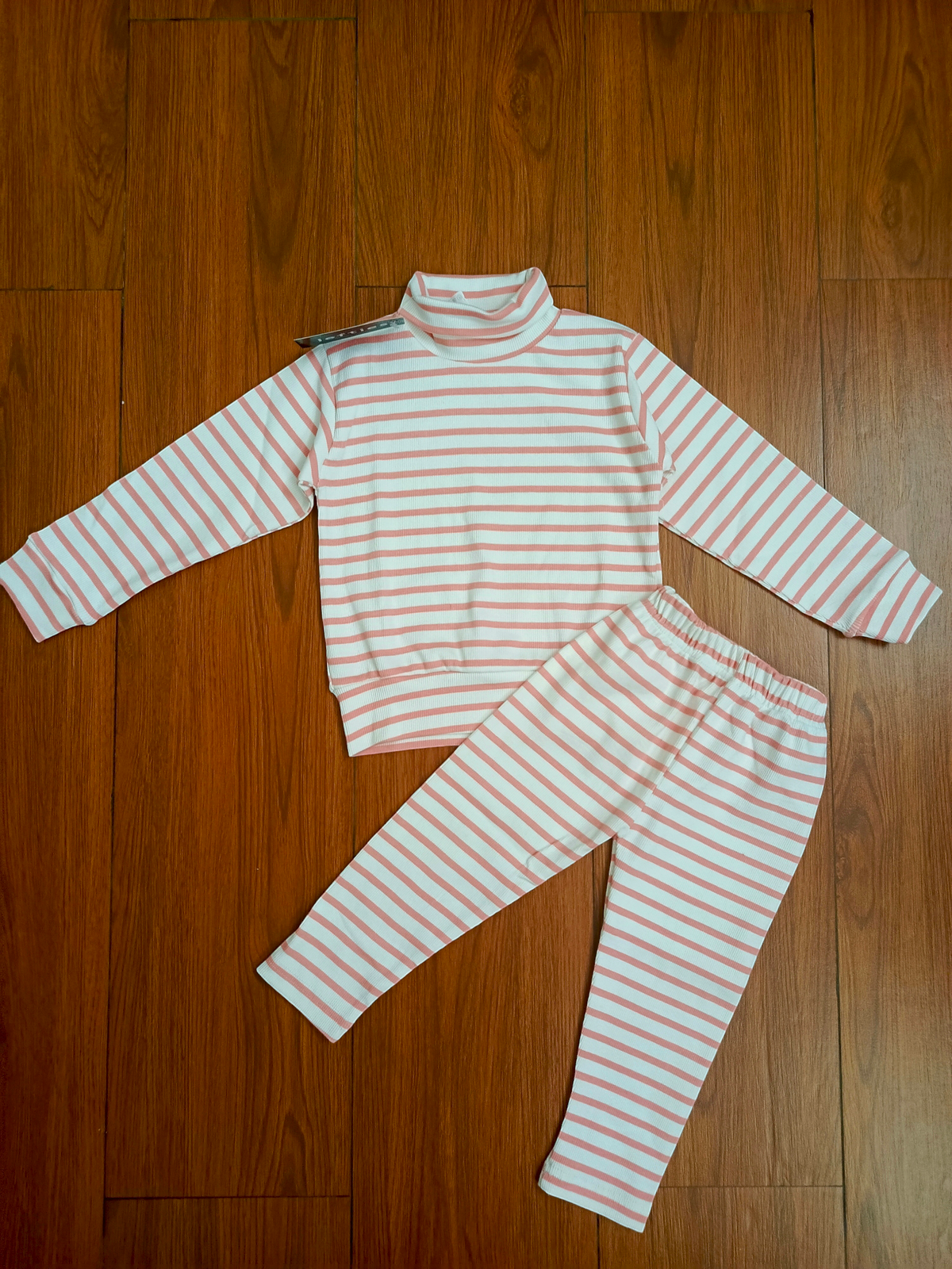 Peach stripes hineck tracksuit