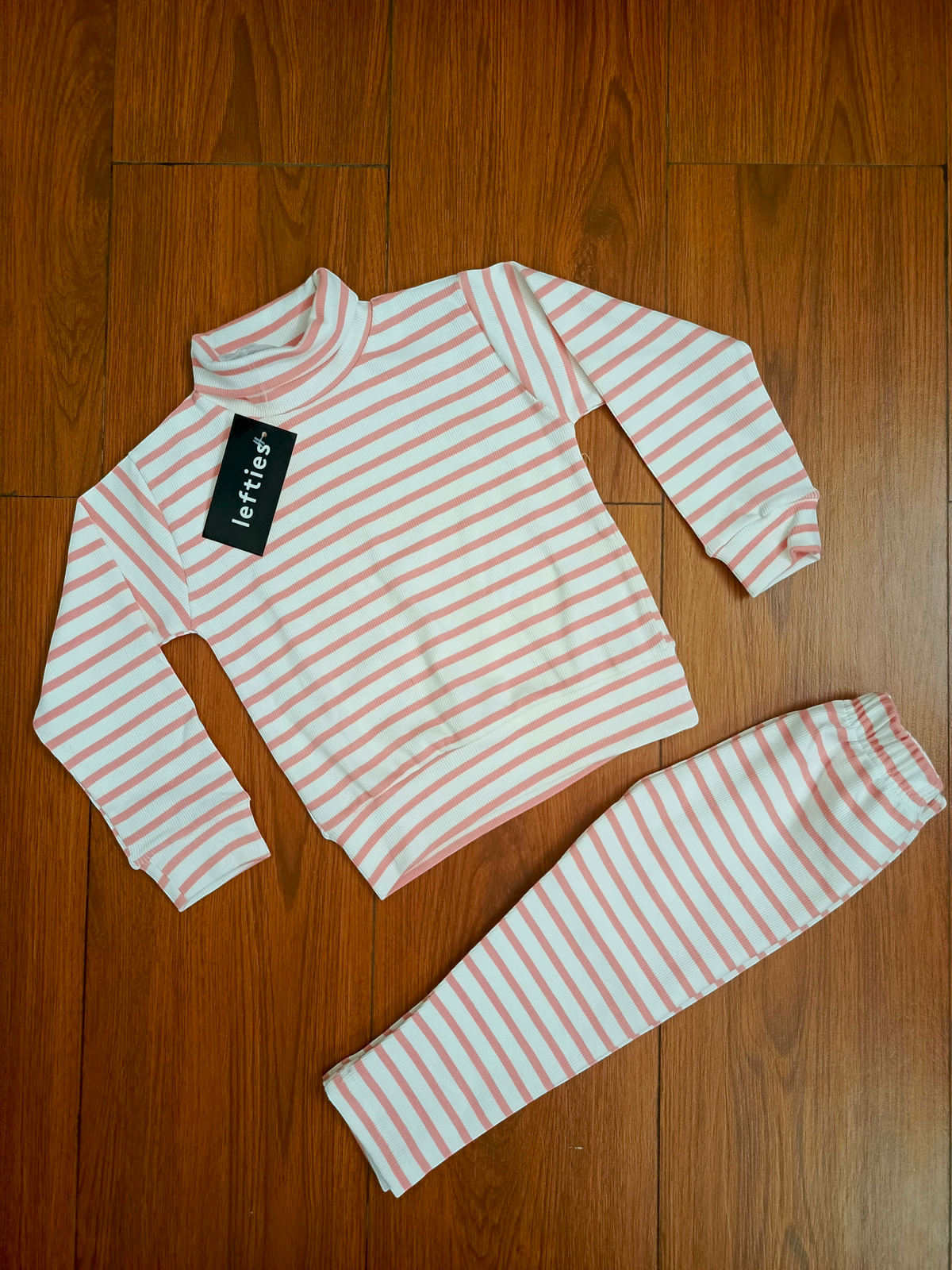 Peach stripes hineck tracksuit