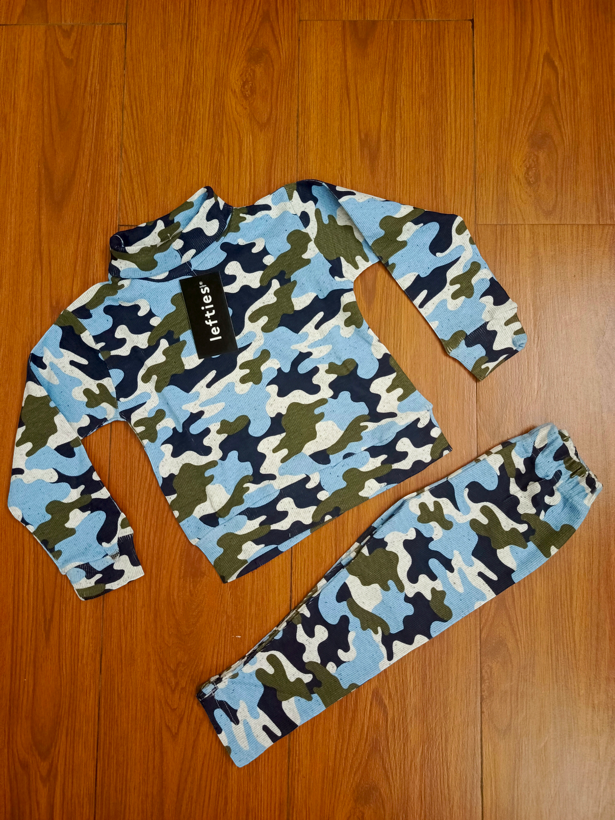 Navy camo hineck tracksuit