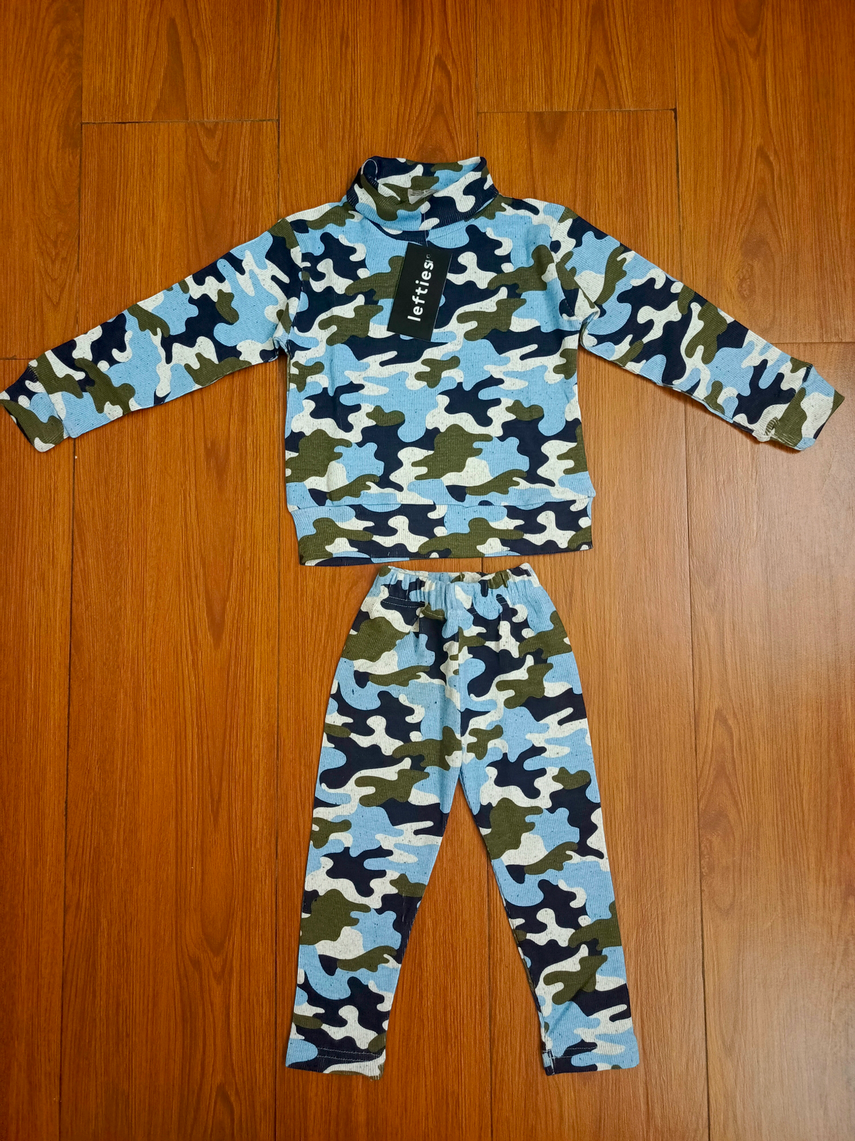 Navy camo hineck tracksuit