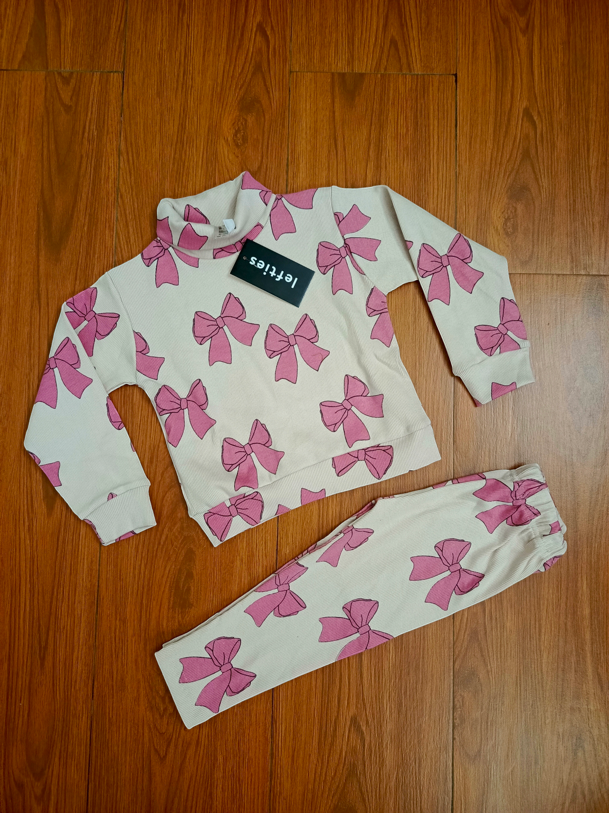 Bow hineck  tracksuit