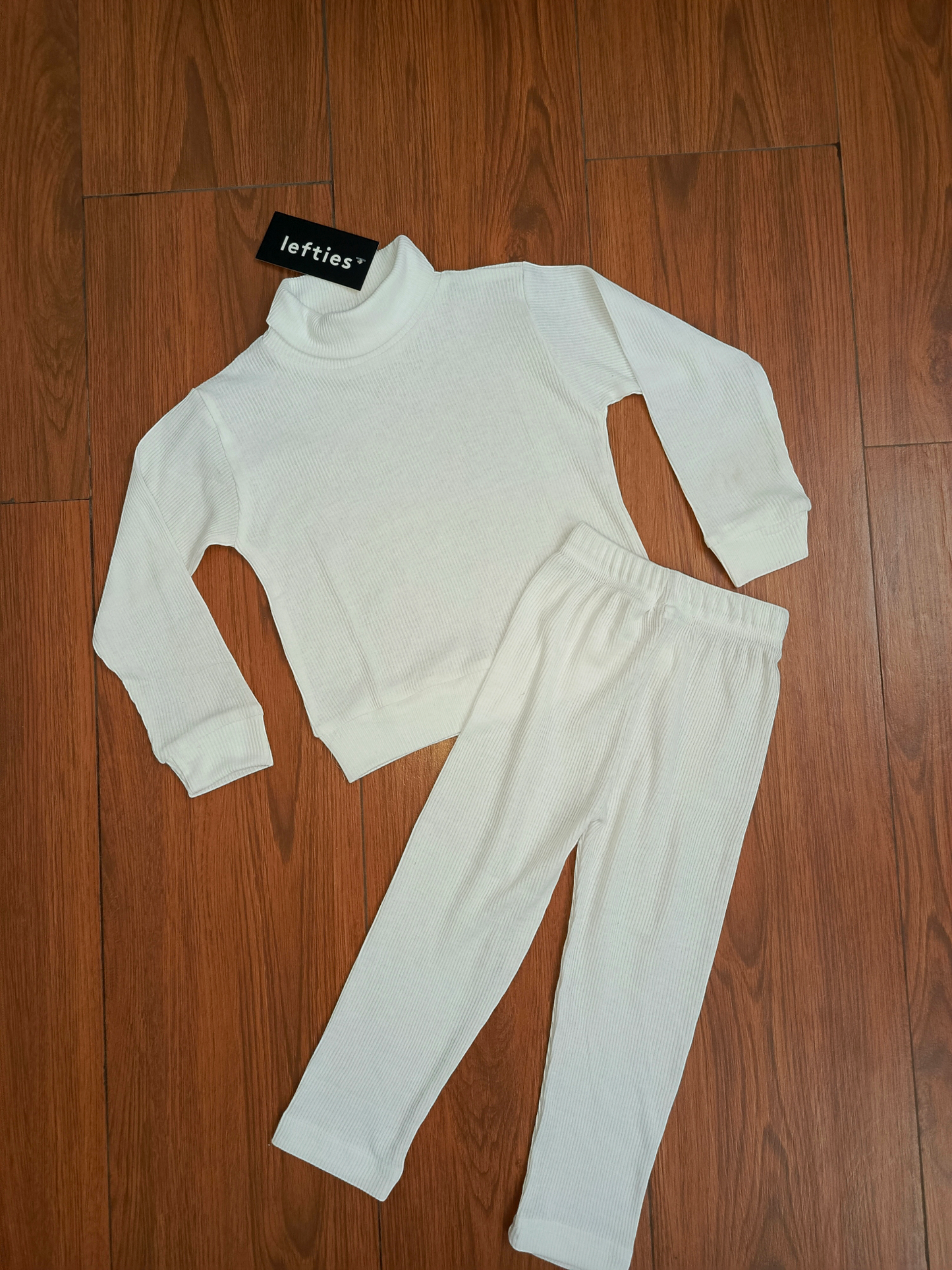 White rib hineck tracksuit