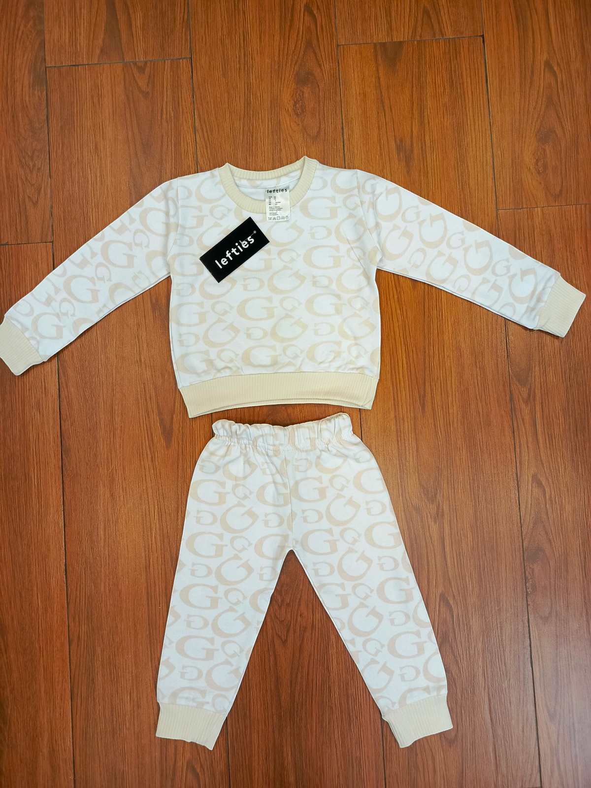 Gucci white fleece tracksuits warm feel