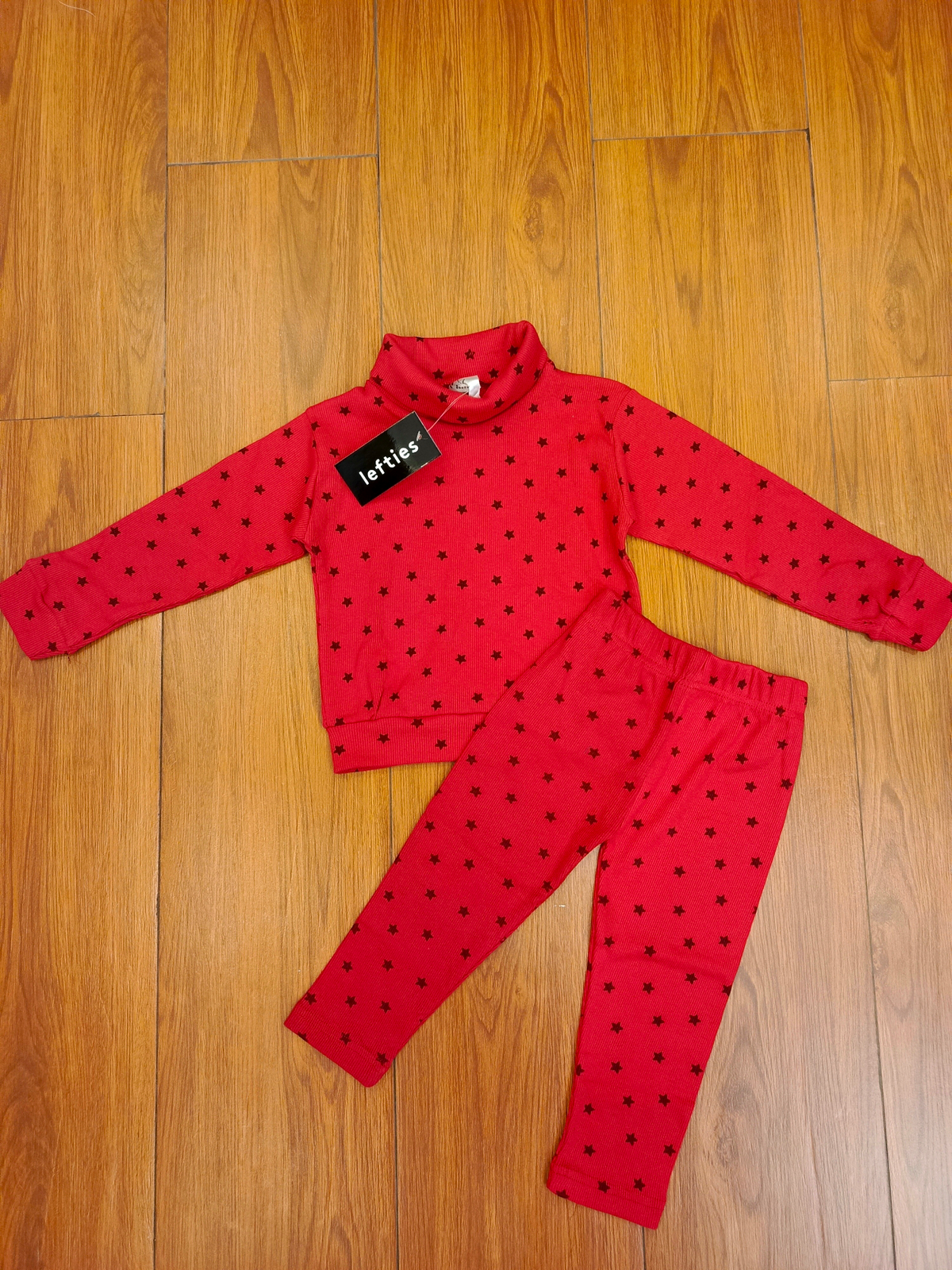 Red star hineck tracksuit